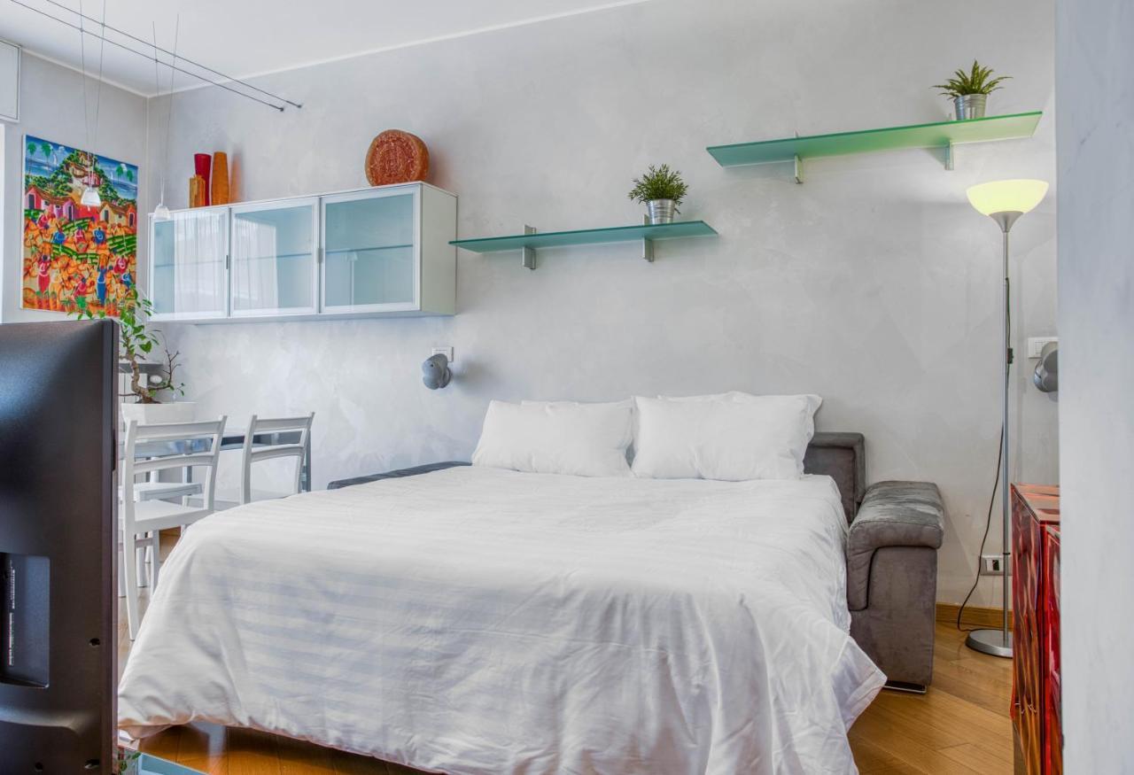 شقة Joivy Vibrant Flat With Balcony ميلان المظهر الخارجي الصورة